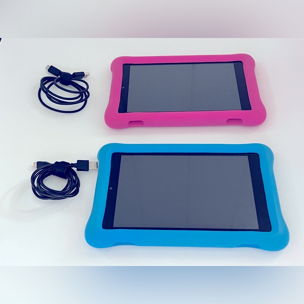 🔥 2 FOR 1 FIRE HD 8 KIDS EDITION TABLETS Previous Gen-8th with Cases/Chargers🔥